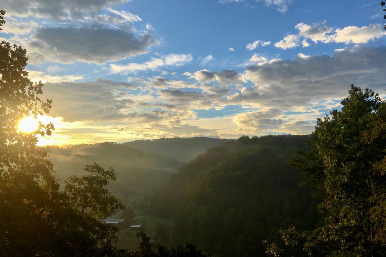 Pigeon Forge Scenic Solitude With Private Hot Tub! エクステリア 写真
