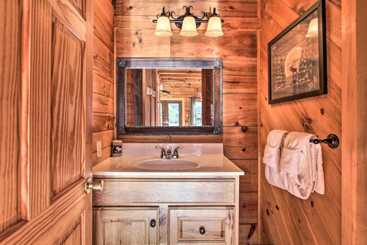Pigeon Forge Scenic Solitude With Private Hot Tub! エクステリア 写真